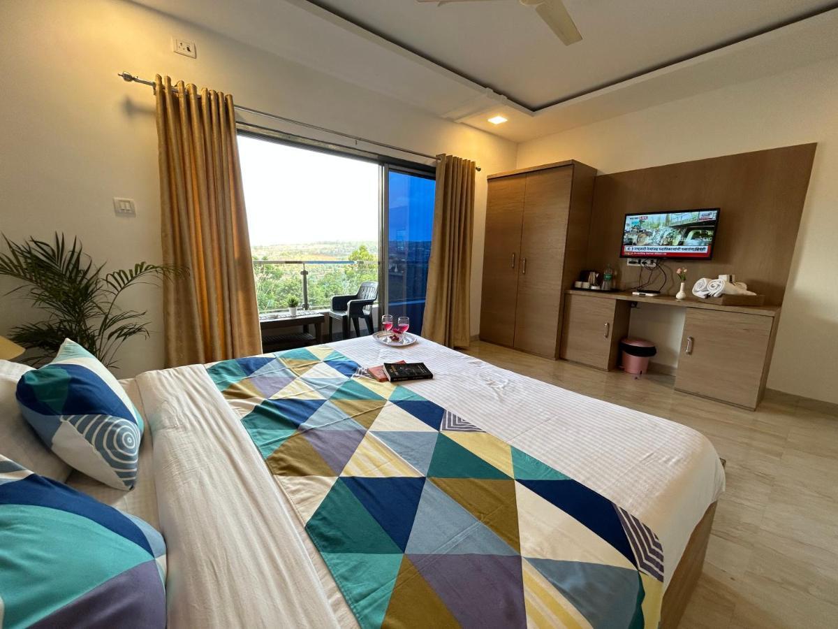 Divine Resort - Mahabaleshwar Панчгани Екстериор снимка